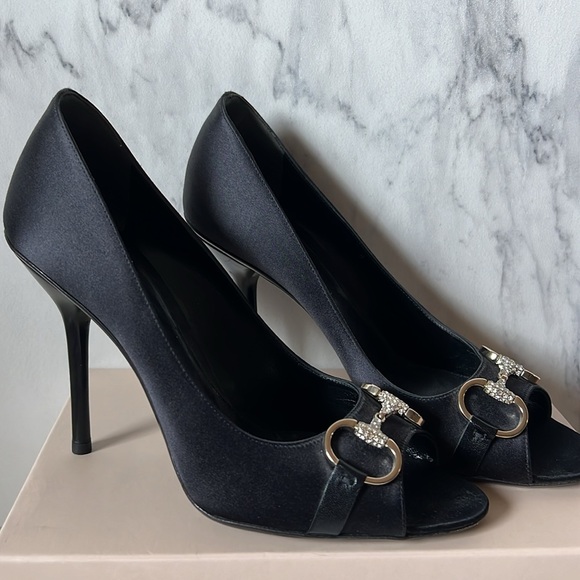Gucci Black Satin Pumps Rhinestone Horsebit Heels  Great Condition, EU 39 9B - Picture 4 of 4